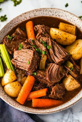 Easy Slow Cooker Pot Roast Recipe With Vegetables